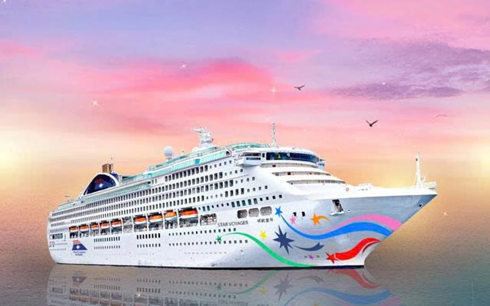 Du thuyền Star Voyager Singapore Malaysia